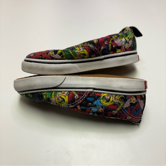 2/10$ Vans X Marvel Toddler Boys 10 Slip On Sneaker Comic Book Superhero Shoes - Picture 5 of 6
